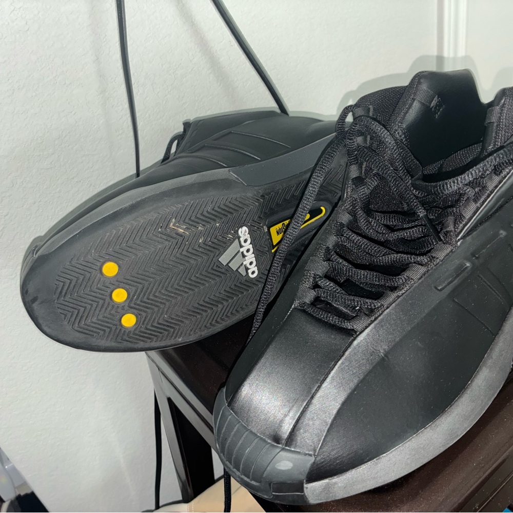 Adidas Kobe 1